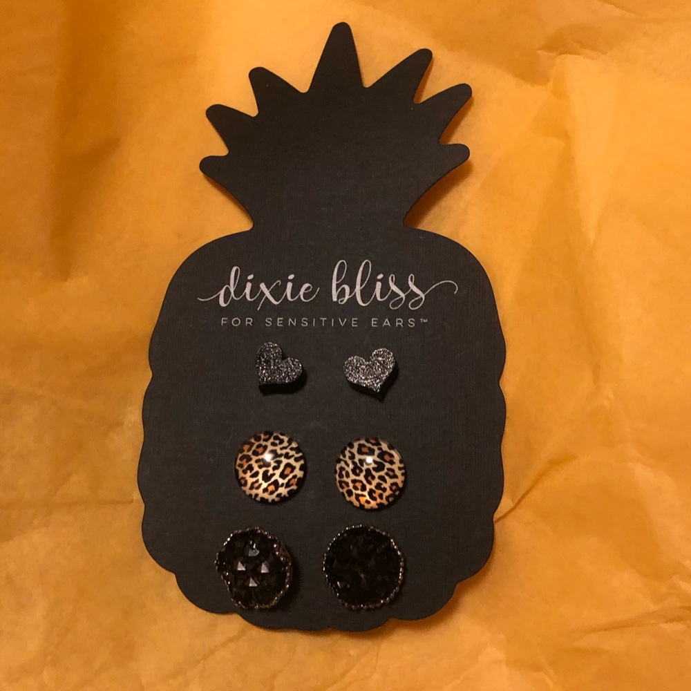 Earrings set
